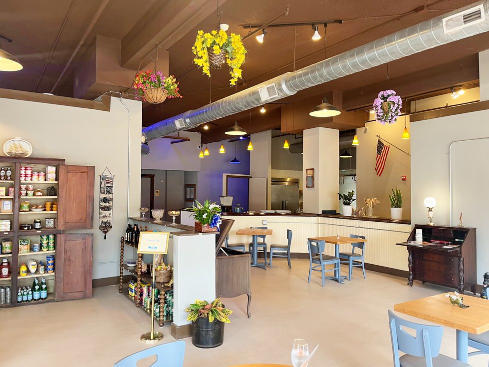 Park%20Place%20dining%20room.jpg