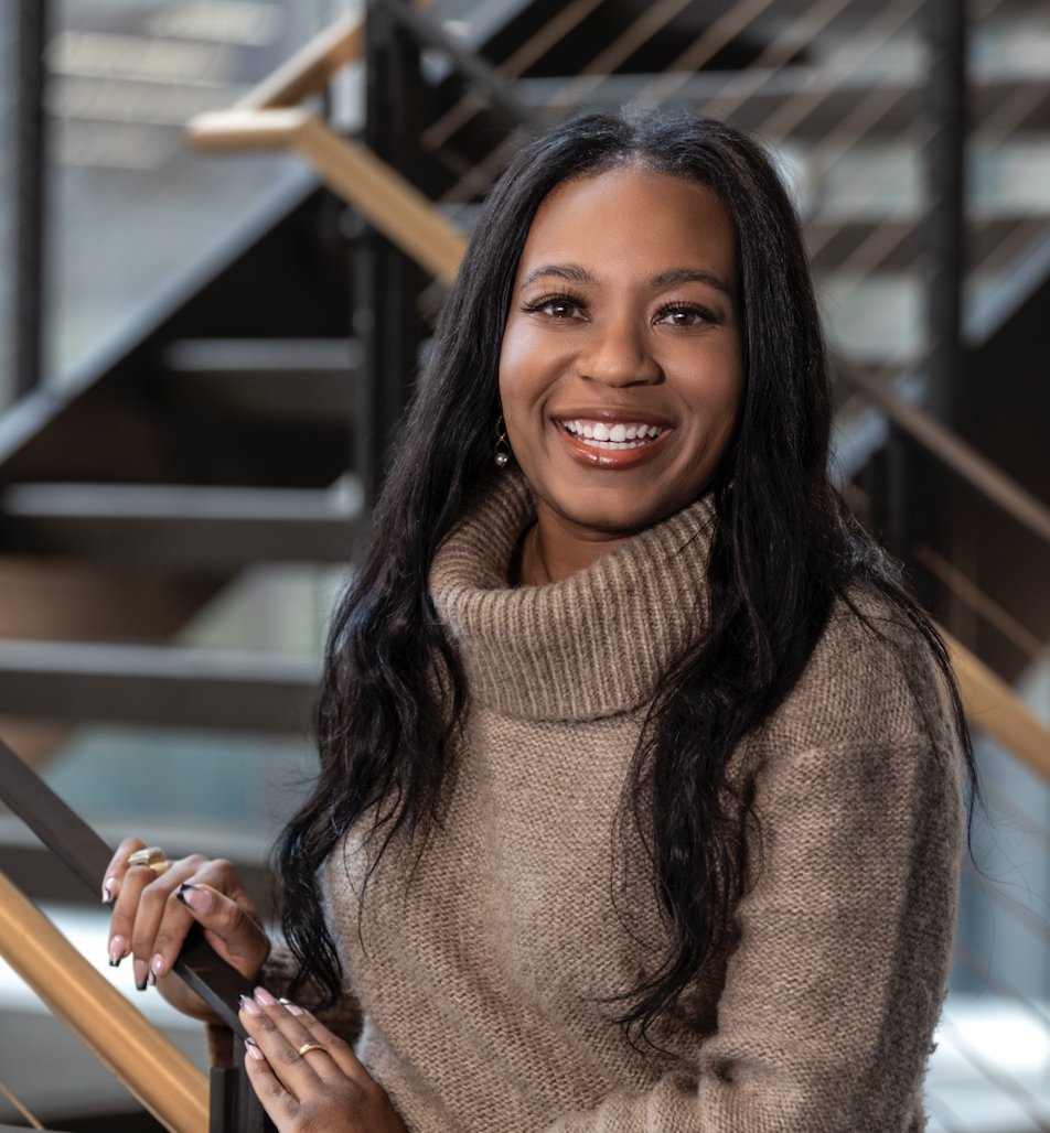 Angelica_Harris_Headshot.jpg
