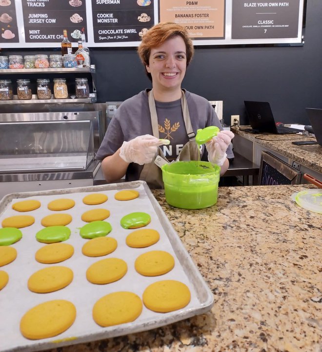 DippingCookies_crop%20%281%29_1.jpg