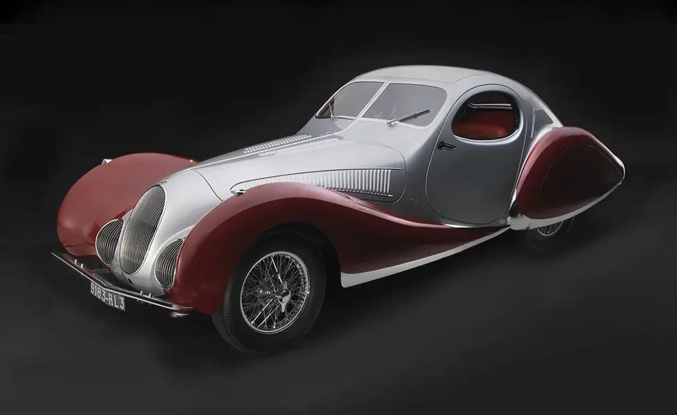 Vehicle designed by Giuseppe Figoni, featured in "Roaring: Art, Fashion, and the Automobile in France, 1918–1939" at the Saint Louis Art Museum.