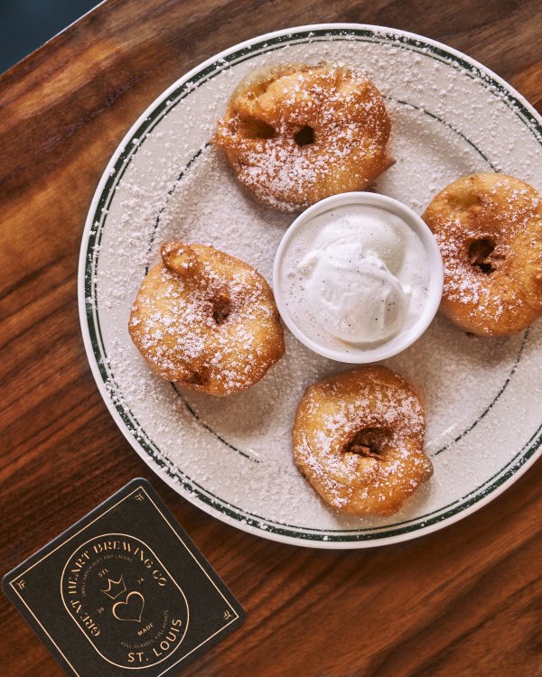 GHBCO_Apple_Fritters_DSC06941_600.png